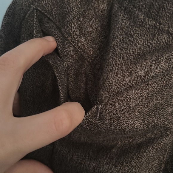 Gray slacks with front & back pockets. 100% cotton Size: 12 - Picture 4 of 10